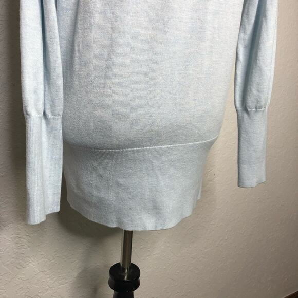 WHBM light blue deep v neck wool blend sweater size Medium - Picture 12 of 13